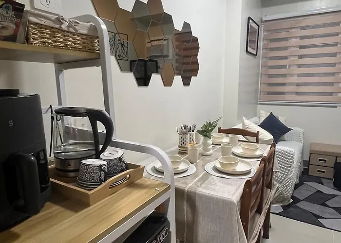 Casa Valencia - Charm Residences * Manila